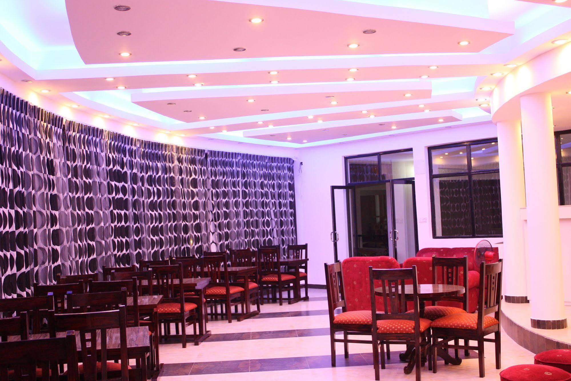 Hotel Mystic Buddha Катманду Екстер'єр фото