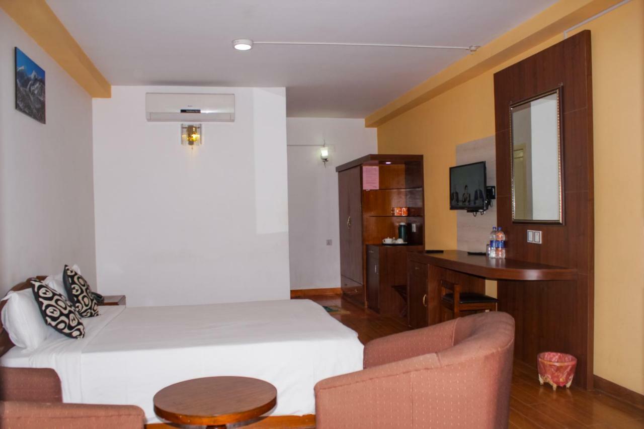 Hotel Mystic Buddha Катманду Екстер'єр фото